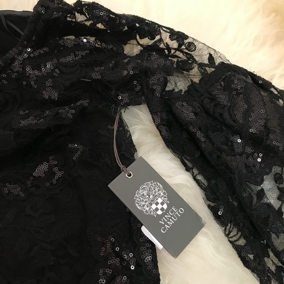 Vince Camuto Lace 3/4 Length Bell Sleeve Blouse - Picture 6 of 6